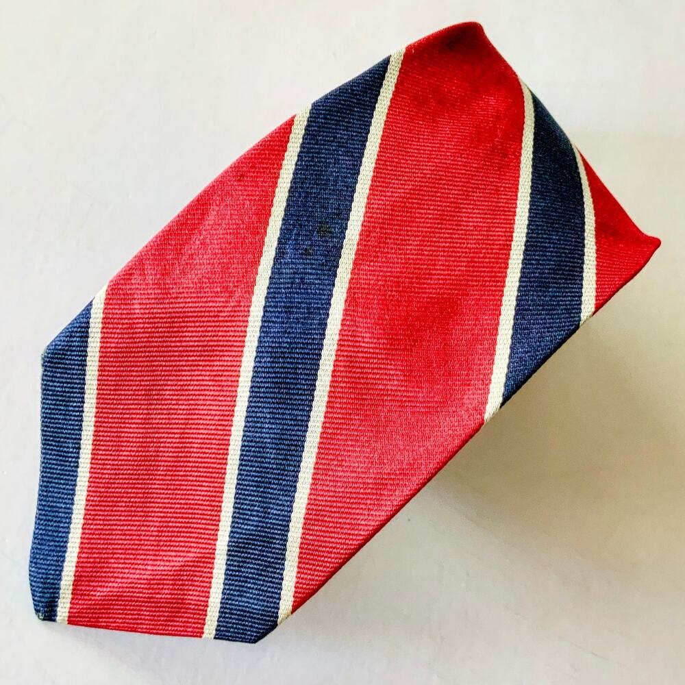 RARE Brooks Brothers Makers Vtg Tie Silk Thin Textured Woven in England Red Blue